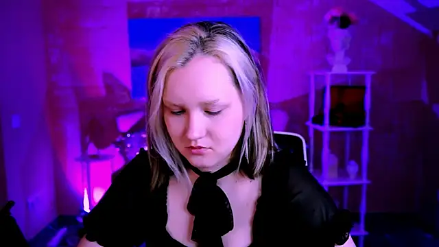 ViolettWoods online show from 06-28-26, 08:20