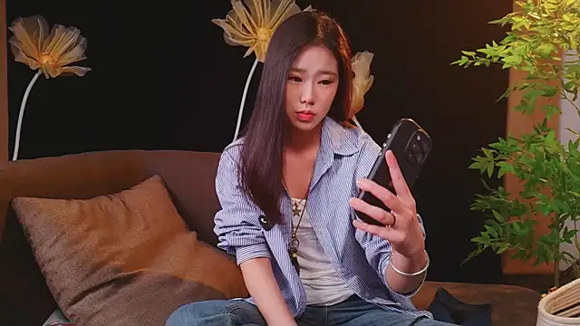 Snapshot of yu598188 chatting on 05-30-26, 03:03 yu598188 online show from 05-30-26, 03:03