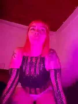 Snapshot of samyMoney chatting on 07-24-26, 04:49 samyMoney online show from 07-24-26, 04:49