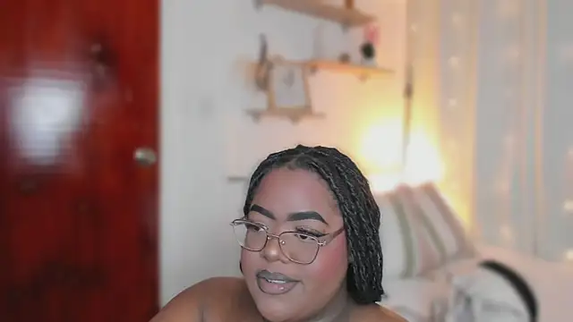 Ayanaa Ebony  online show from 05-19-26, 11:27