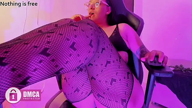 Spicydollx 1 online show from 06-18-26, 04:44