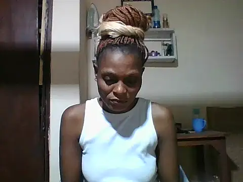 Ebonyqueen4 online show from 06-13-26, 08:23