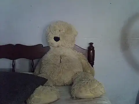 Snapshot of Bianca0011 chatting on 06-02-26, 04:03 Bianca0011 online show from 06-02-26, 04:03