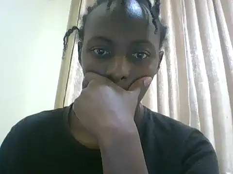 Snapshot of sweetbellah1 chatting on 05-18-26, 06:47 sweetbellah1 online show from 05-18-26, 06:47