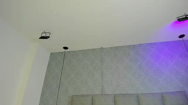 Snapshot of Kimberlyy- chatting on 05-21-26, 11:50 Kimberlyy- online show from 05-21-26, 11:50