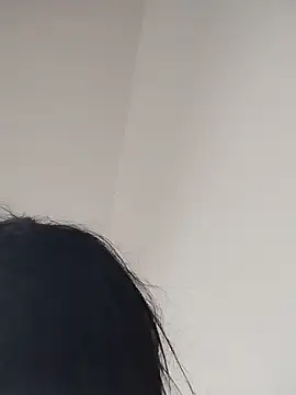 yesleidy online show from 05-17-26, 01:29