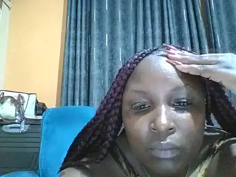 Queenbella780 online show from 07-14-26, 09:14