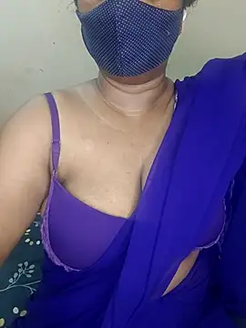 Snapshot of MISS-LOVEV chatting on 07-18-26, 05:44 MISS-LOVEV online show from 07-18-26, 05:44
