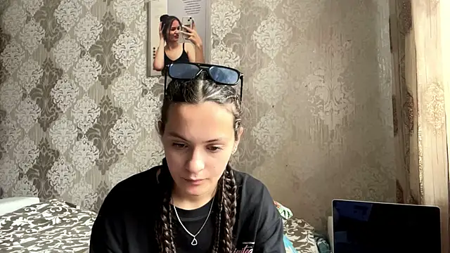 Snapshot of MarlynSiefkes chatting on 07-20-26, 10:39 MarlynSiefkes online show from 07-20-26, 10:39