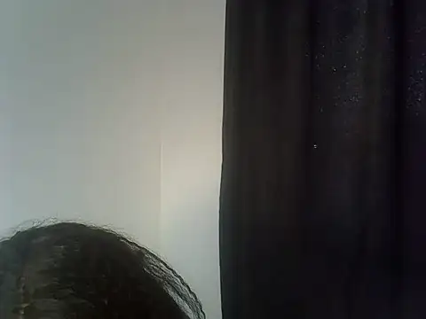 Snapshot of Luna_en_Gee chatting on 05-26-26, 05:03 Luna en Gee online show from 05-26-26, 05:03