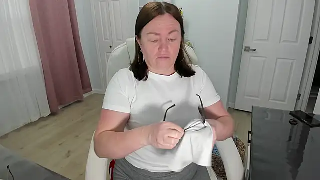 Vika73 online show from 03-01-25, 12:45