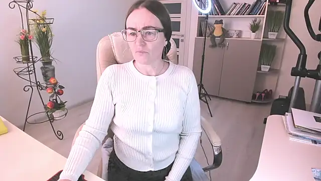 Vika73 online show from 02-01-26, 06:23