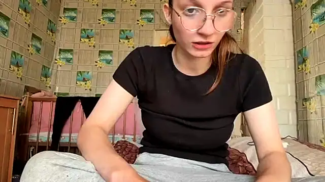 SparkleJebb online show from 06-19-26, 04:22