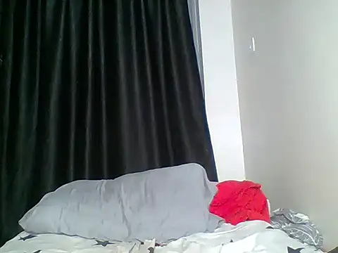 Snapshot of kee_vigin chatting on 06-14-26, 12:41 kee vigin online show from 06-14-26, 12:41