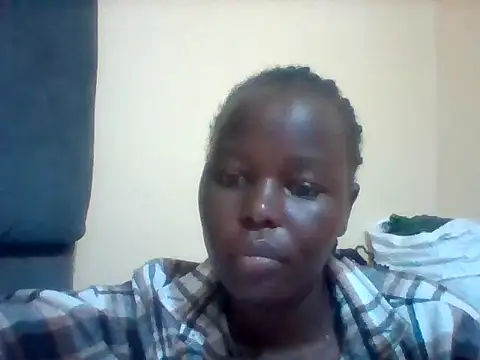 Ebonnyprincess002 online show from 05-19-26, 09:59