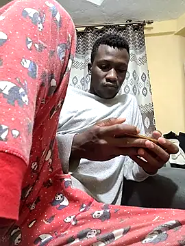 Snapshot of Rikon chatting on 05-18-26, 01:24 Rikon online show from 05-18-26, 01:24