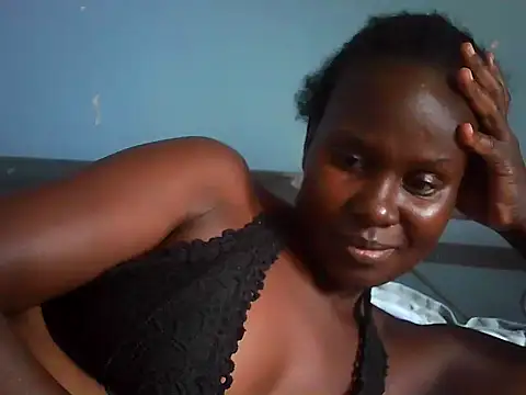 Snapshot of creamyebony5 chatting on 05-18-26, 06:52 creamyebony5 online show from 05-18-26, 06:52