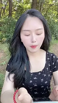 lylxili online show from 06-27-26, 07:57