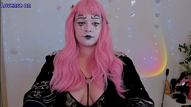 evilla brill  online show from 05-25-26, 10:10