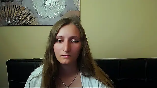 Snapshot of Jenny_smille_ chatting on 06-24-26, 06:01 Jenny smille online show from 06-24-26, 06:01