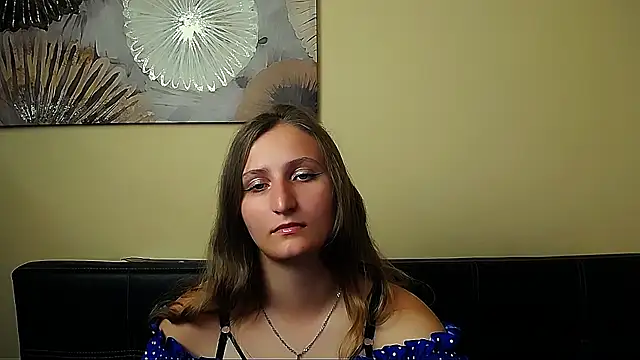 Snapshot of Jenny_smille_ chatting on 06-26-26, 05:56 Jenny smille online show from 06-26-26, 05:56
