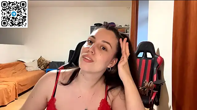 Snapshot of SweetFenomen67 chatting on 07-09-26, 06:12 SweetFenomen67 online show from 07-09-26, 06:12