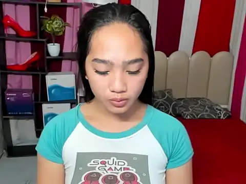 Urasianalodia online show from 06-19-26, 03:00