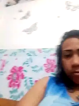 Snapshot of OliviaWilliamm chatting on 06-01-26, 12:56 OliviaWilliamm online show from 06-01-26, 12:56