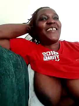 Snapshot of Queeny12 chatting on 06-23-26, 10:57 Queeny12 online show from 06-23-26, 10:57