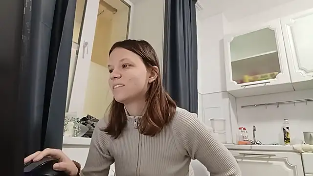 Nancy Sweet  online show from 06-02-26, 01:13