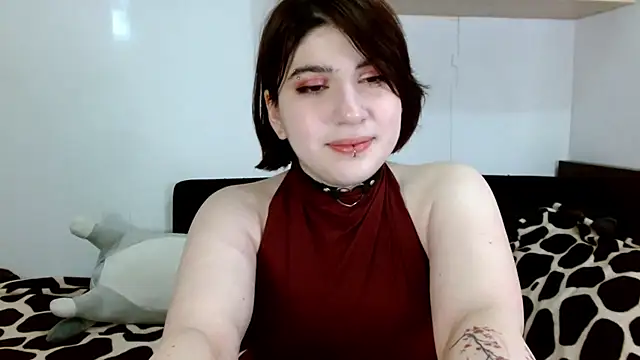 Snapshot of Oriana_secret chatting on 06-28-26, 04:18 Oriana secret online show from 06-28-26, 04:18