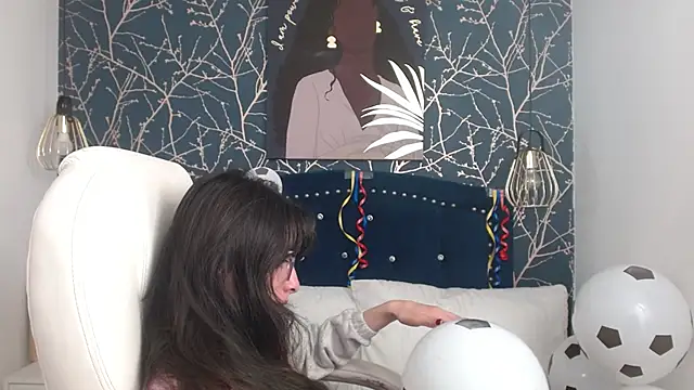 Allyshon  online show from 06-12-26, 07:35