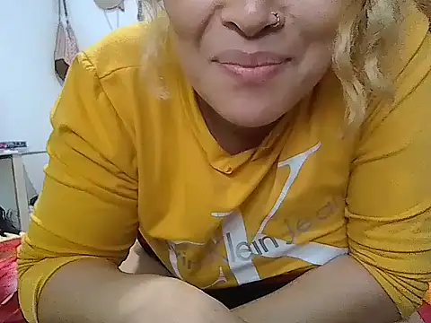 Layla-Astrum online show from 06-09-26, 02:39