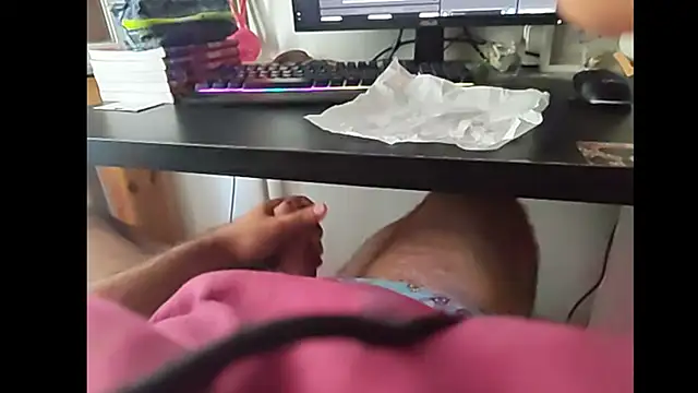 riki 08 online show from 05-31-26, 01:40