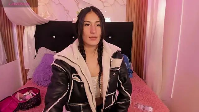Snapshot of Sara_Sweet03 chatting on 07-04-26, 06:47 Sara Sweet03 online show from 07-04-26, 06:47