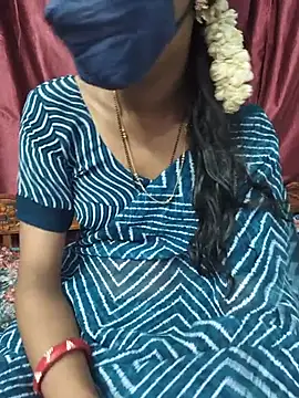 Snapshot of reshma124 chatting on 07-06-26, 01:46 reshma124 online show from 07-06-26, 01:46
