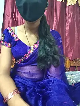 Snapshot of reshma124 chatting on 07-14-26, 05:56 reshma124 online show from 07-14-26, 05:56