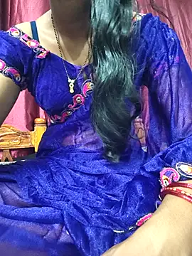 Snapshot of reshma124 chatting on 07-23-26, 01:20 reshma124 online show from 07-23-26, 01:20
