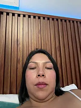 ISABELLA  LUNA online show from 06-30-26, 01:17