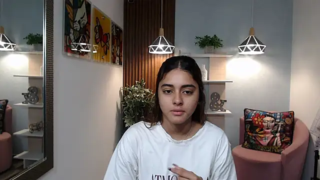  Lucy Grey  online show from 06-05-26, 11:05