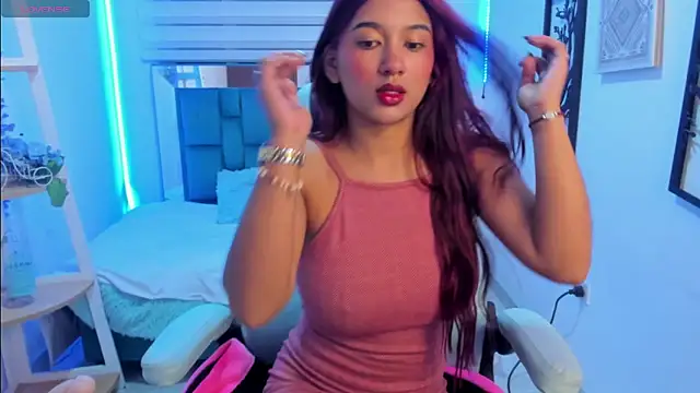 Snapshot of Aurora_Blazee chatting on 06-16-26, 12:41 Aurora Blazee online show from 06-16-26, 12:41