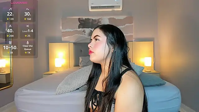 Isabella Rios  online show from 06-28-26, 11:38