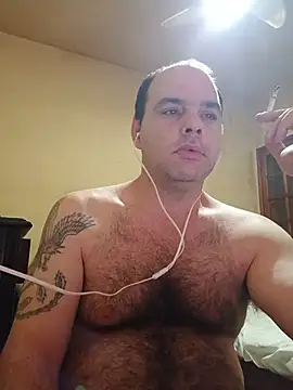 Snapshot of Safado700 chatting on 06-05-26, 03:13 Safado700 online show from 06-05-26, 03:13