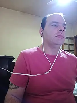 Snapshot of Safado700 chatting on 06-06-26, 02:49 Safado700 online show from 06-06-26, 02:49