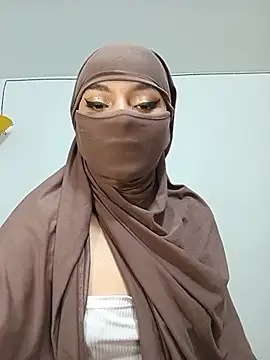 Snapshot of Samira_1 chatting on 07-04-26, 11:22 Samira 1 online show from 07-04-26, 11:22
