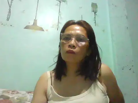 momshe2026 online show from 06-06-26, 07:40