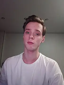 Snapshot of Gaarty chatting on 06-20-26, 06:54 Gaarty online show from 06-20-26, 06:54