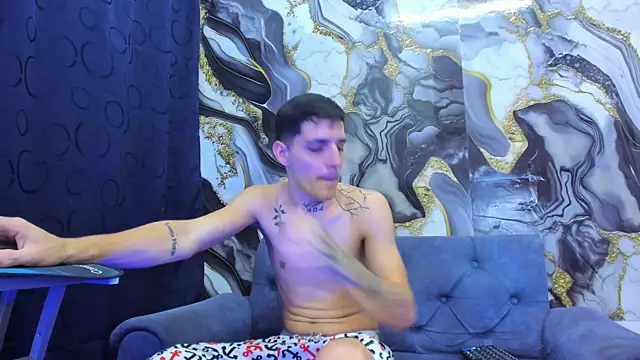 boy max latin online show from 06-22-26, 05:26