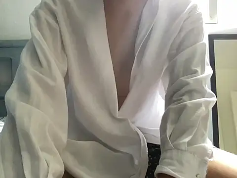 candyperfumeboy online show from 05-23-26, 06:56