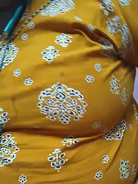 Snapshot of geetha431 chatting on 07-04-26, 07:31 geetha431 online show from 07-04-26, 07:31